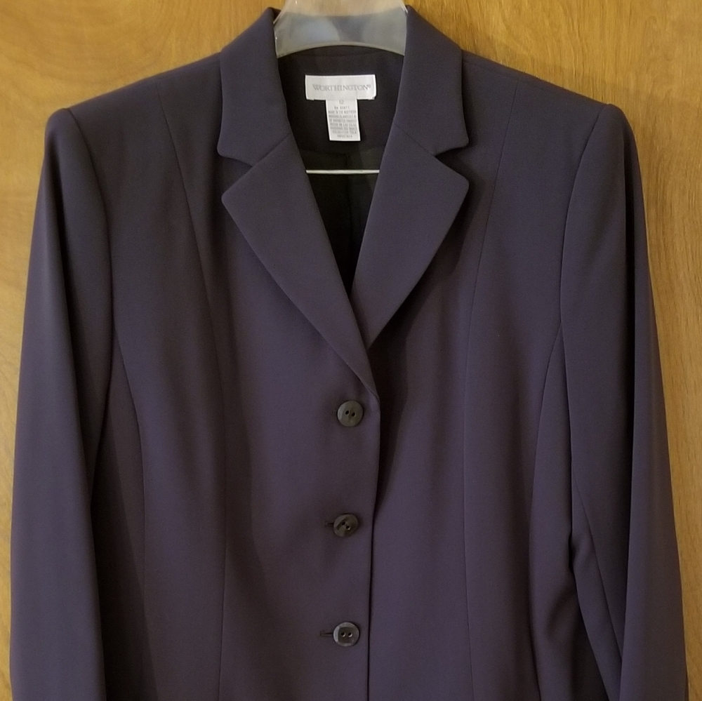 Beautiful Worthington skirt suit, dark gray